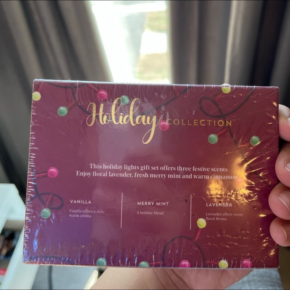 Essential Oils Holiday Collection - Picture 2 of 2